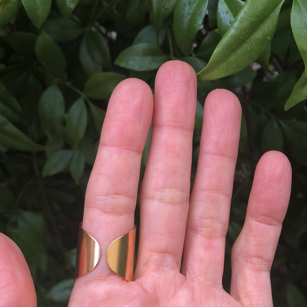 Gold Aurora Borealis Boho Crystal Statement Ring - Picture 9 of 9